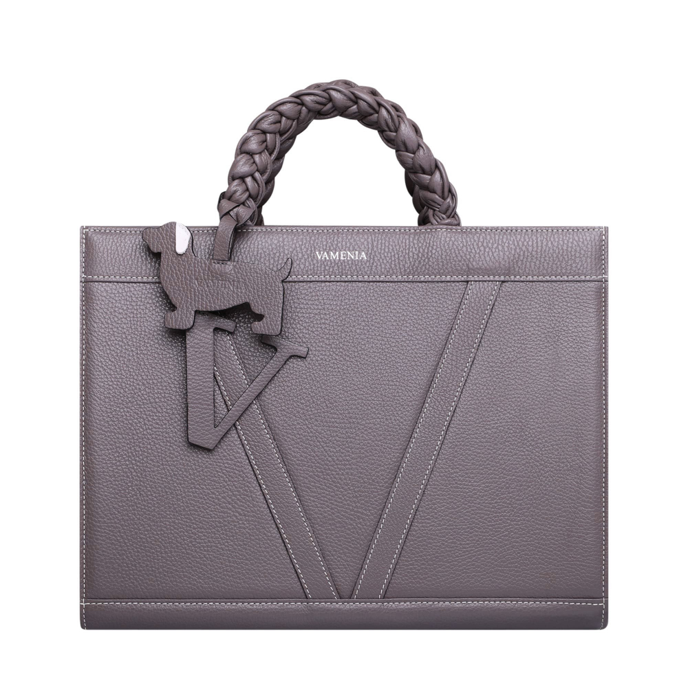 Handbag made of  calfskin with braided handles taupe